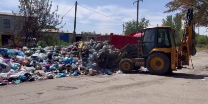 v-budennovskom-rajone-doneczka-likvidiruyut-krupnuyu-stixijnuyu-svalku